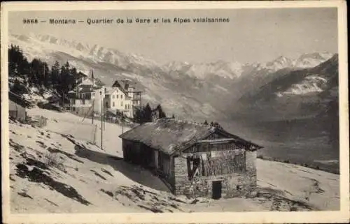 Ak Montana Kanton Wallis, Schneelandschaft, Haus, Berge, Alpenglühen, Quartier de la Gare