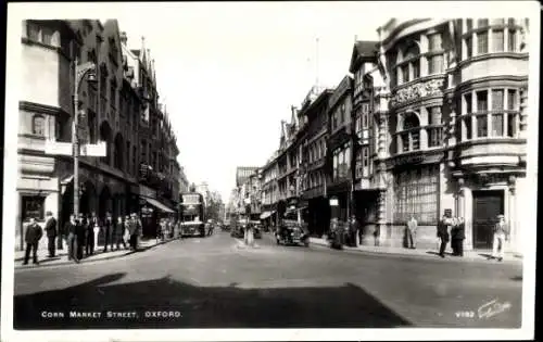 Ak Oxford Oxfordshire England, CORN MARKET STREET,  Straßenszene, Bus,  Gebäude