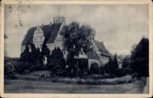 Ak Windischleuba in Thüringen, Schloß  grau in grau, hohe Fassade, umgeben von Bäumen, ländliche 