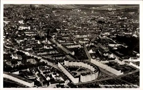 Ak Kaiserslautern in der Pfalz, Fliegeraufnahme, Rundbau