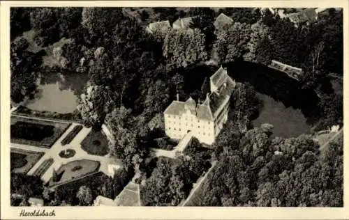 Ak Thurn Heroldsbach in Oberfranken, Fliegeraufnahme, Wasserschloss