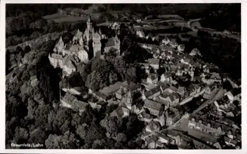 Ak Braunfels an der Lahn, Fliegeraufnahme