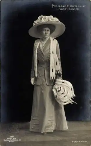 Ak Prinzessin Victoria Luise von Preußen, Standportrait