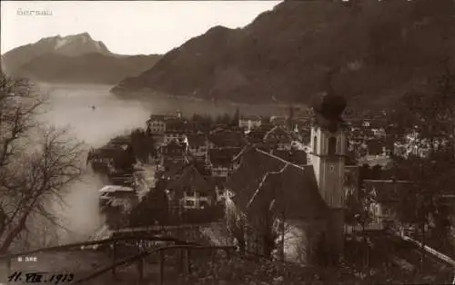Ak Gersau Kanton Schwyz, Aussicht auf  Kirche, Berglandschaft, ruhiger See
