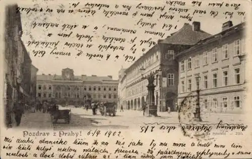 Ak Praha Prag Tschechien, Stadtansicht mit historischen Gebäuden, Straßen, Reiter, Postkarte a...