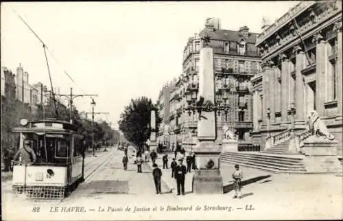 Ak Le Havre Seine Maritime, Le palais de Justice, Boulevard de Strasbourg, Tram