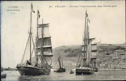 Ak Fécamp Seine Maritime, Schiffe im Hafen, zwei große Segelschiffe, Küstenlandschaft