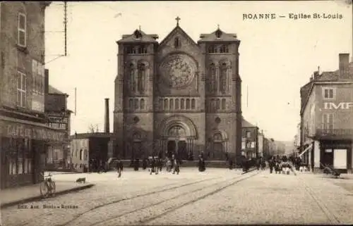 Ak Roanne Loire, Eglise St-Louis, historische Architektur, Menschen auf der Straße