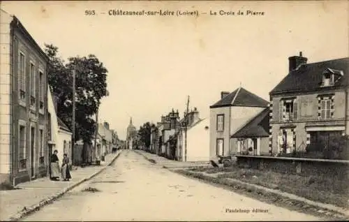 CPA Châteauneuf-sur-Loire Loiret, La Croix de Pierre