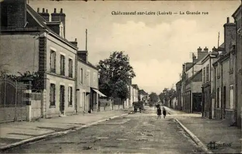 CPA Châteauneuf-sur-Loire Loiret, Grande Rue