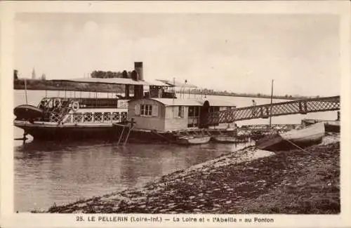 Ak Le Pellerin Loire Atlantique, Dampfschiff am Ufer, Anlegestelle, Loire