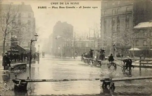 Postkarte Paris XV Vaugirard, Place Grenelle, Die Große Seine-Flut vom 28. Januar 1910