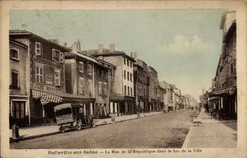 CPA Belleville sur Saône Saône et Loire, Rue de la République