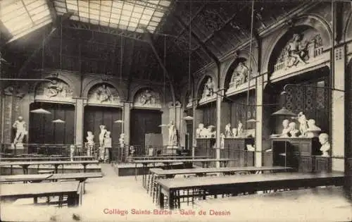 Ak Paris V Panthéon, Innenansicht des Collège Sainte-Barbe, Salle de Dessin, Sitzreihen, Statuen