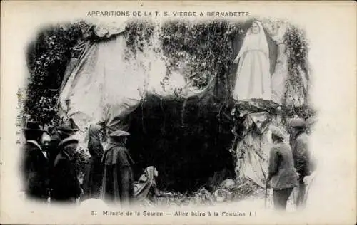 Ak Lourdes Hautes Pyrénées, Darstellung der Erscheinungen, Bernadette, Quelle, religiöse Szenerie