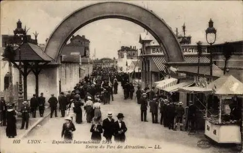 Ak Lyon Rhône, Internationale Ausstellung 1914, Eingang zum Vergnügungspark, viele Menschen