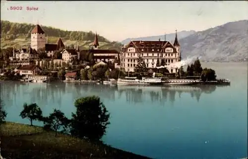 Ak Spiez am Thuner See Kanton Bern,  Schloss, See, Berge, s Gebäude, Dampfschiff