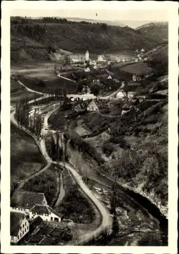 Ak Rothenburg ob der Tauber Mittelfranken, Landschaftsansicht, Fluss, Dörfliche Architektur, Baum