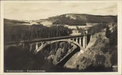 Ak Wutachschlucht, Eisenbahnbrücke aus der Vogelschau