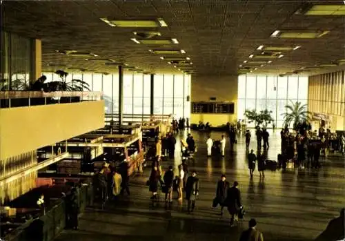 Ak CZA Czechoslovak Airlines, Innenansicht des Flughafens