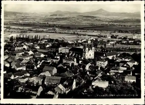 Ak Bohosudov Mariaschein Region Aussig, Luftaufnahme von  Stadtansicht, Wallfahrtsort