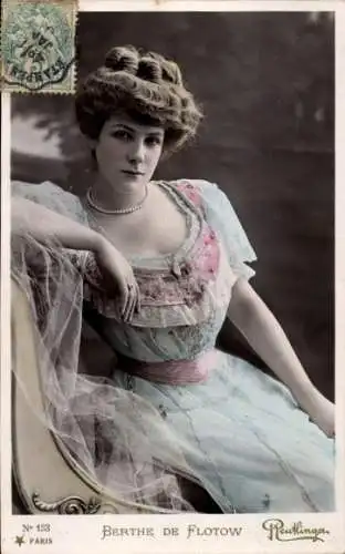 Ak Schauspielerin Berthe de Flotow, Porträt