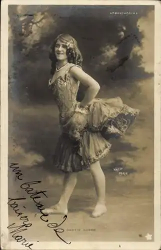 Foto Ak Varieté Tänzerin Odette Auder, Portrait, Ambassadeurs