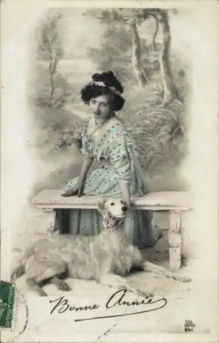 Ak Glückwunsch Neujahr, Frau mit Hund