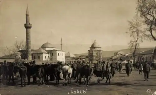 Foto Ak Skopje Üsküb Mazedonien, Viehmarkt, Moschee