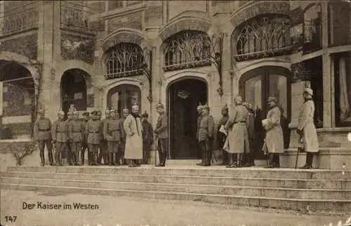 Ak Kaiser Wilhelm II. im Westen, Deutsche Soldaten in Uniformen, I. WK
