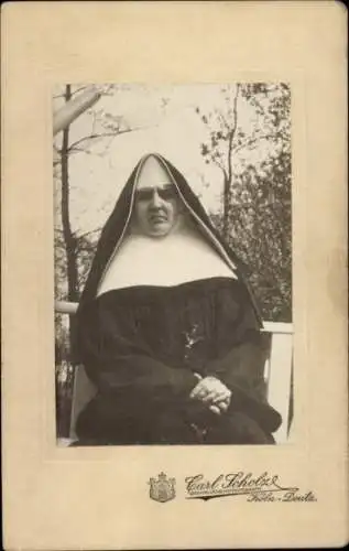 Kabinett Foto Portrait einer Ordensschwester