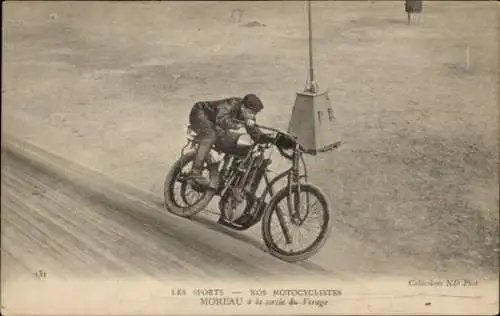 Ak Motorradfahrer Moreau, Virage, Rennbahn