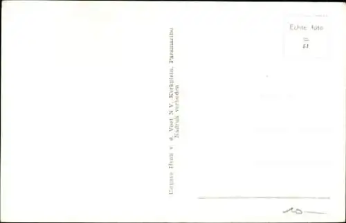 Maximum Ak Suriname, Indianischer Fischer mit Bogen