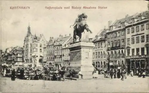 Ak København Kopenhagen Dänemark, Højbroplads, Biskop Absalons Statue