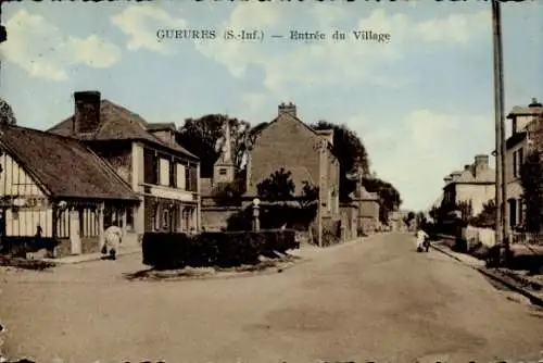 Ak Gueures Seine Maritime, Entree du Village