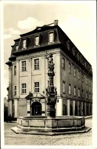 Ak Zittau in Sachsen, Amtsgericht, Brunnen