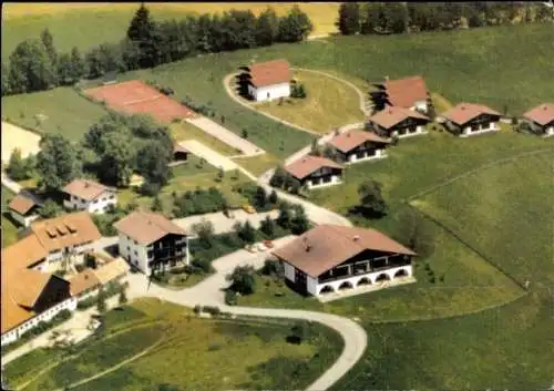 Ak Feuerschwendt Kalteneck Kreis Passau Hutthurm Niederbayern, Fliegeraufnahme, Gasthof Gut Giesel