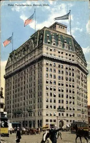 Ak Detroit Michigan USA, Hotel Pontchartrain, hohe Gebäude, amerikanische Flaggen,  Architektur