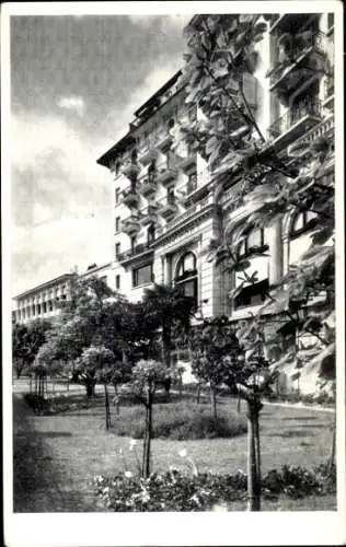 Ak Montreux Kanton Waadt Schweiz, Hotel Excelsior, Garten, Architektur