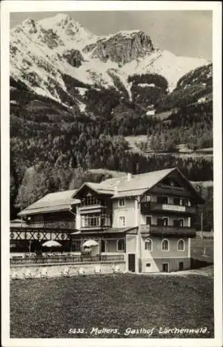 Ak Tirol Österreich, Gasthof Lärchenwald, Gebirge im Hintergrund