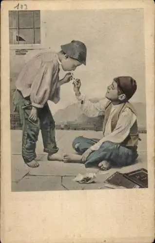 Ak Straßenkinder, rauchende Jungs