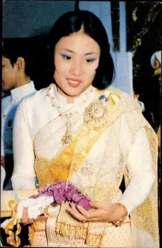 Ak Thailand, Princess Soamsawalee, the Crown prince's consort