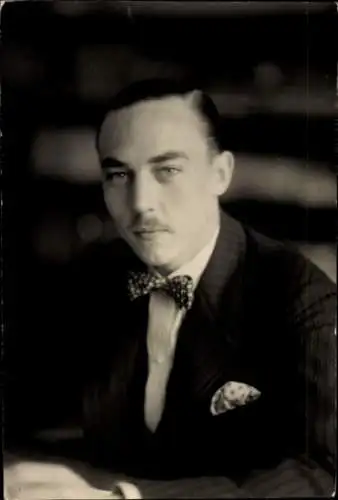 Foto Comte de Paris, Portrait