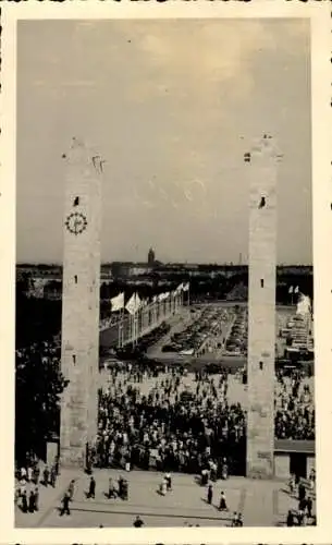 Foto Ak Olympische Stelen zu Olympia 1936