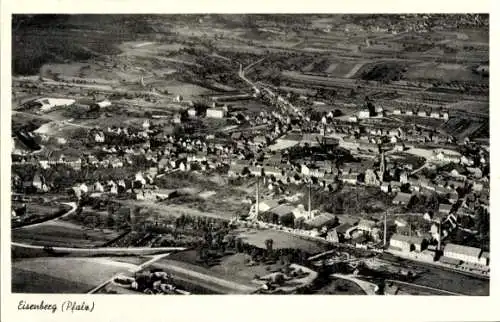 Ak Eisenberg in der Pfalz, Fliegeraufnahme