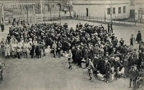 Ak Dresden, Weltkrieg 1914-1917, Ausreise Hilfsdienstpflichtiger nach Belgien, 1. WK