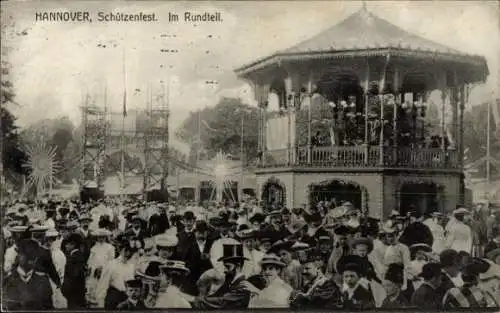 Ak Hannover, Schützenfest, im Rundteil, Festbesucher