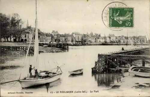 Ak Le Pouliguen Loire Atlantique, Hafenansicht, Segelboot, Häuserreihe, Poststempel, 5% Marke