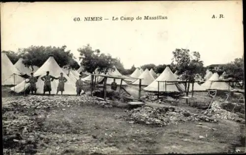Ak Nîmes Gard, Zelte, Soldaten, Camp de Massillan, Nîmes