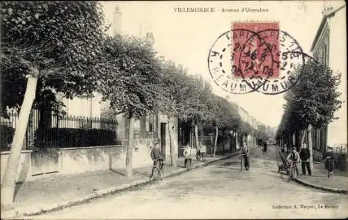 Ak Villemomble Seine Saint Denis, Avenue d'Outrebon, Menschen mit Fahrrädern, Bäume, Gebäude